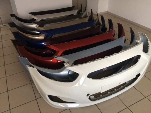 Передний бампер белый Hyundai Accent 2011–2014